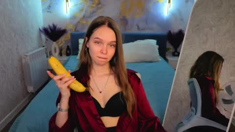 Sofa online show from April 8, 4:48 am