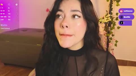 Snapshot of soffimoon_ chatting on September 30, 2:44 am IG Soffimoon I THANK YOU FOR LEAVING YOUR FOLLOW online show from September 30, 2:44 am
