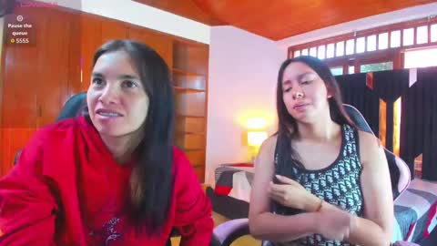 soffy and mia online show from January 14, 12:57 pm