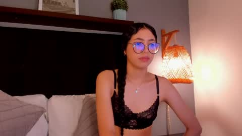 S O F I  online show from May 21, 7:09 pm