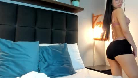 S O F I  online show from April 6, 8:10 pm