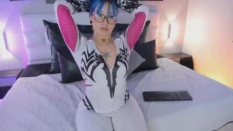 sofi_sp online show from November 15, 12:07 pm