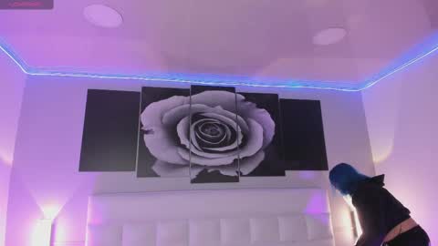 sofi_sp online show from November 5, 11:45 am