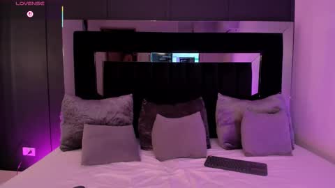 Sofia  online show from November 27, 4:20 am