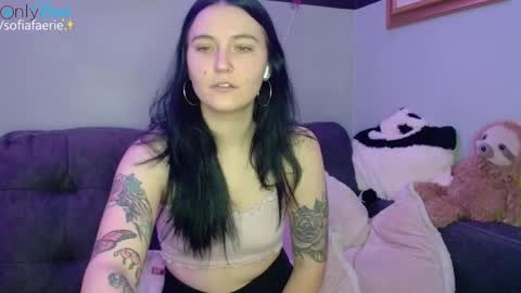 Snapshot of sofiafaerie chatting on January 11, 6:01 pm sofiafaerie online show from January 11, 6:01 pm