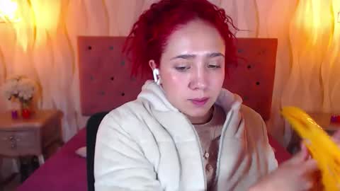 Sofi online show from February 15, 4:17 pm