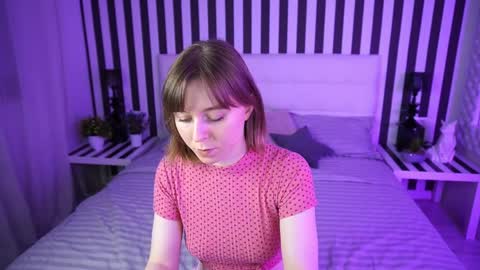 SofiaLuxuryy online show from April 2, 1:51 pm