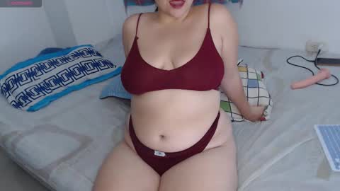 sofiamooon_ online show from October 29, 12:45 am