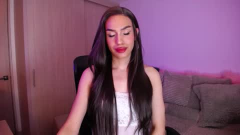 Samara Silex online show from December 2, 2:43 am