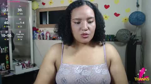 sofiaroyal23 online show from March 22, 2:43 pm