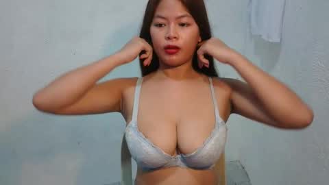 sofie_loorexx online show from February 9, 6:43 pm