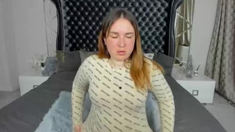 sofii_darling online show from March 8, 5:39 pm