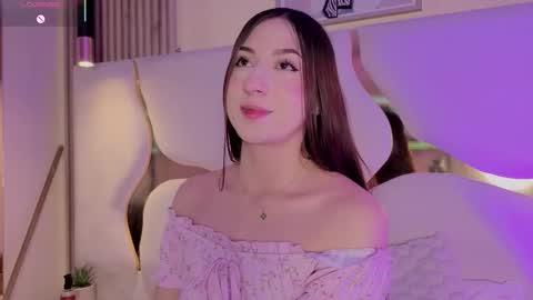 sofii_jones online show from February 7, 9:29 pm