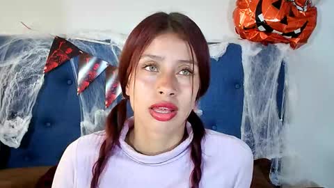 sofiia_tay online show from October 21, 3:38 pm