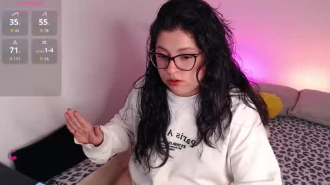Snapshot of sofix_ chatting on October 17, 3:38 pm Lau online show from October 17, 3:38 pm