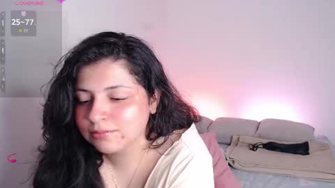 Lau  online show from May 7, 9:32 pm