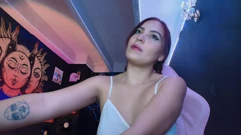 Nicol online show from April 2, 12:18 am