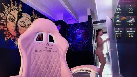 Nicol online show from April 10, 10:14 pm