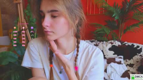 E online show from October 7, 7:15 am