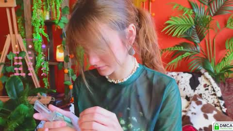 E online show from October 18, 7:23 am