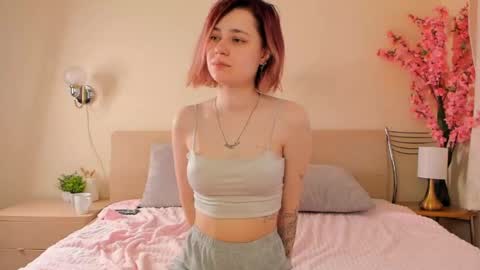 soft_glitch online show from April 8, 9:56 am