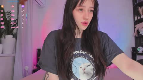 Eva online show from March 28, 2:18 pm