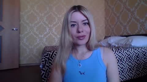 softy_aura online show from May 22, 10:11 am