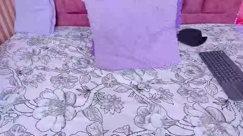 Snapshot of sol_stephanny chatting on September 8, 6:18 pm Sol online show from September 8, 6:18 pm