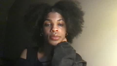 SolaceEve online show from December 18, 9:10 pm