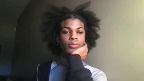 SolaceEve online show from November 19, 8:07 pm