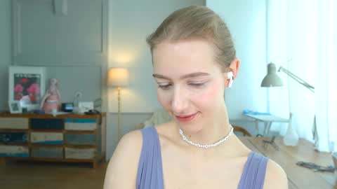 Bella online show from January 26, 11:50 am