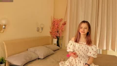 Nana online show from April 3, 9:11 pm