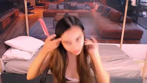 solarboom18 online show from November 12, 8:11 pm