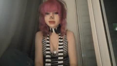 sonastrumpf online show from June 24, 9:33 pm