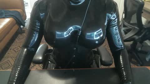 sondersub3 online show from June 2, 1:18 am
