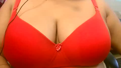 Snapshot of soni88888 chatting on September 17, 11:57 am soni88888 online show from September 17, 11:57 am