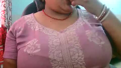 soni88888 online show from April 16, 3:39 am