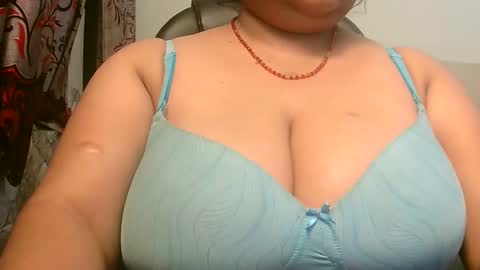 Snapshot of soni88888 chatting on February 14, 3:36 pm soni88888 online show from February 14, 3:36 pm