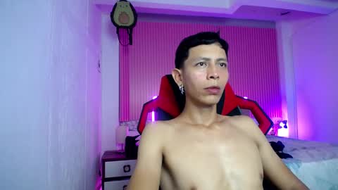 sonic_jess07 online show from March 22, 10:19 am