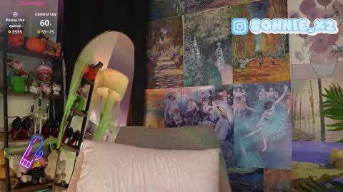 Sonnie online show from October 25, 6:41 pm