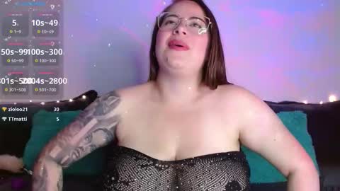Snapshot of soofy__ chatting on October 2, 4:11 am soofy online show from October 2, 4:11 am