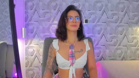 sophie online show from July 2, 12:21 pm