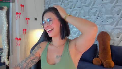 sophie online show from March 21, 7:14 am