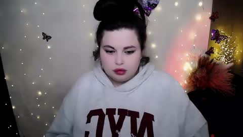 sophia__olsen online show from February 7, 8:06 am