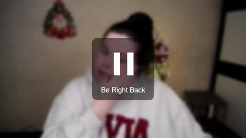 sophia__olsen online show from December 17, 10:33 am