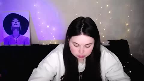 sophia__olsen online show from February 24, 6:38 am