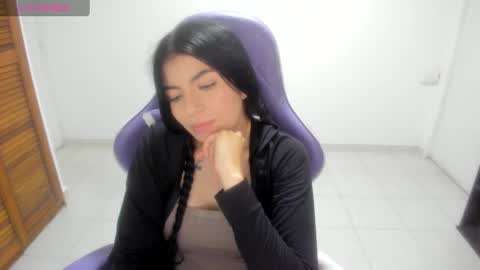 Snapshot of sophia_cossio2 chatting on September 18, 7:40 pm Sara Sophia online show from September 18, 7:40 pm
