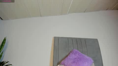 sophia_ebony___ online show from October 15, 1:01 pm