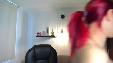 sophia_miller4 online show from March 15, 9:18 pm