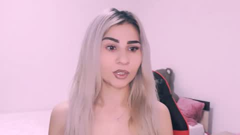 sophia smith4146 online show from February 25, 5:11 am